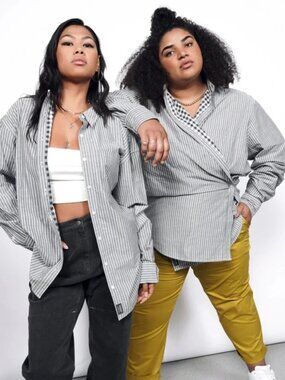 Wildfang The Essential Long Sleeve Wrap Button Up Shirt 3X Gray White Stripe